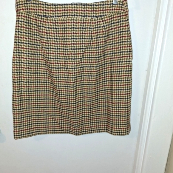 Talbots wool-blend houndstooth button front skirt - Picture 5 of 7